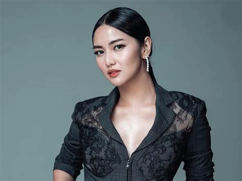 charlie dizon rich|Charlie Dizon Bio, Age, Husband, Net Worth .